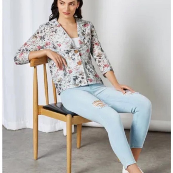 Code schiffli jacket - Picture 5 of 9